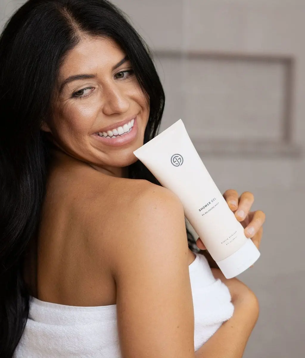 Gentle body wash for self tanner aftercare that rinses clean