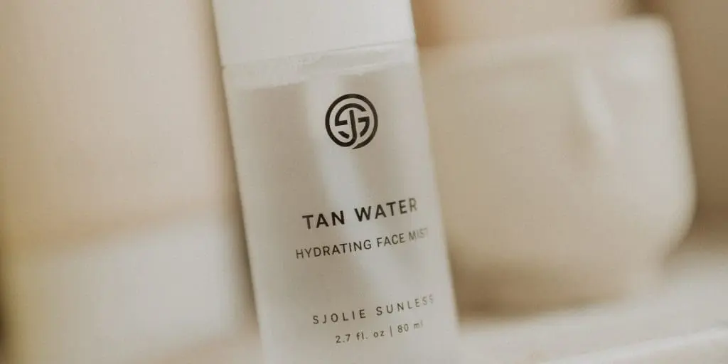 Tan Water Guide - How to Use Sjolie Tanning Water Face Mist
