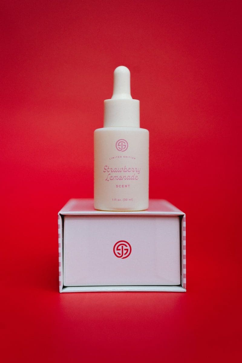 Sjolie Strawberry Lemonade Scent bottle on box
